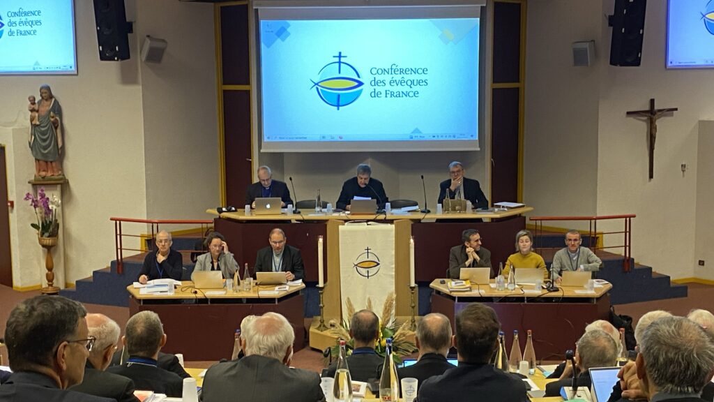 French bishops criticize President Macron's idea to guarantee right to abortion in constitution - Vimarsana News