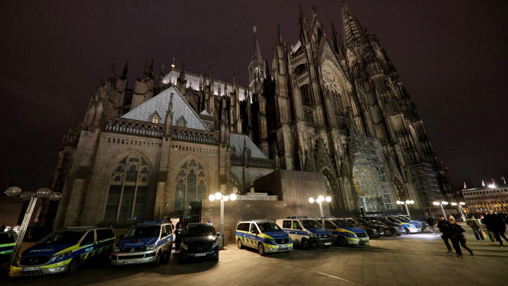 Police search Cologne Cathedral after Christmas security threat - Vimarsana News