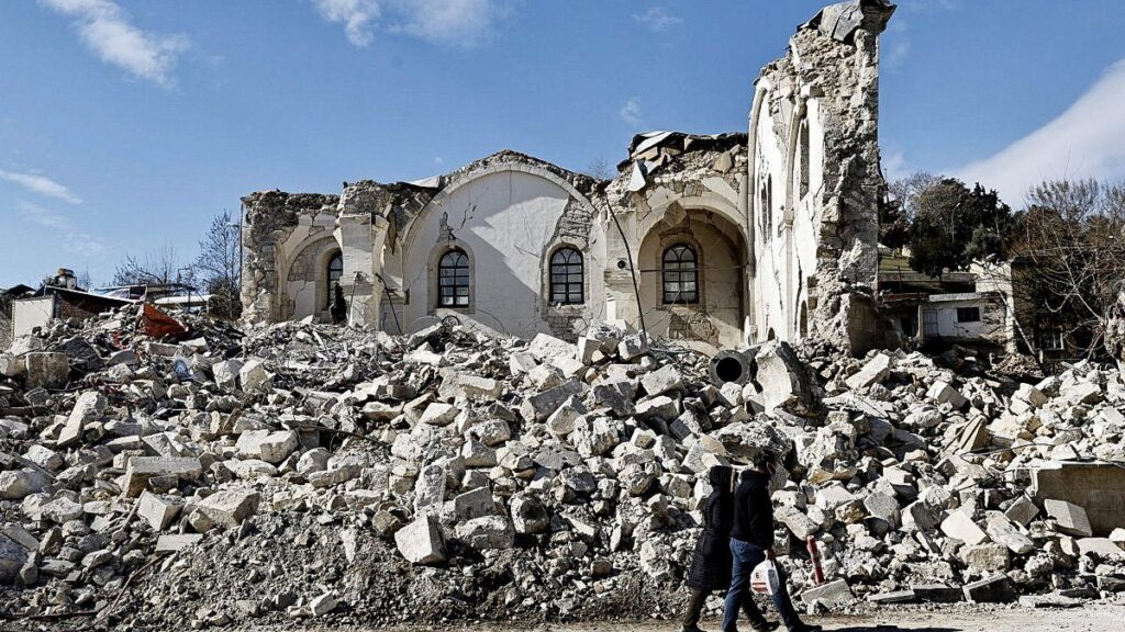 A year after deadly earthquake, survivors in Turkey, Syria search for answers, seek help - Vimarsana News