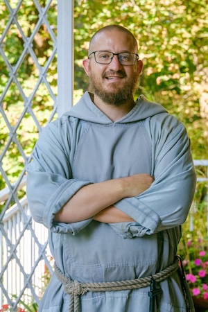 Friar behind ‘Rosary...