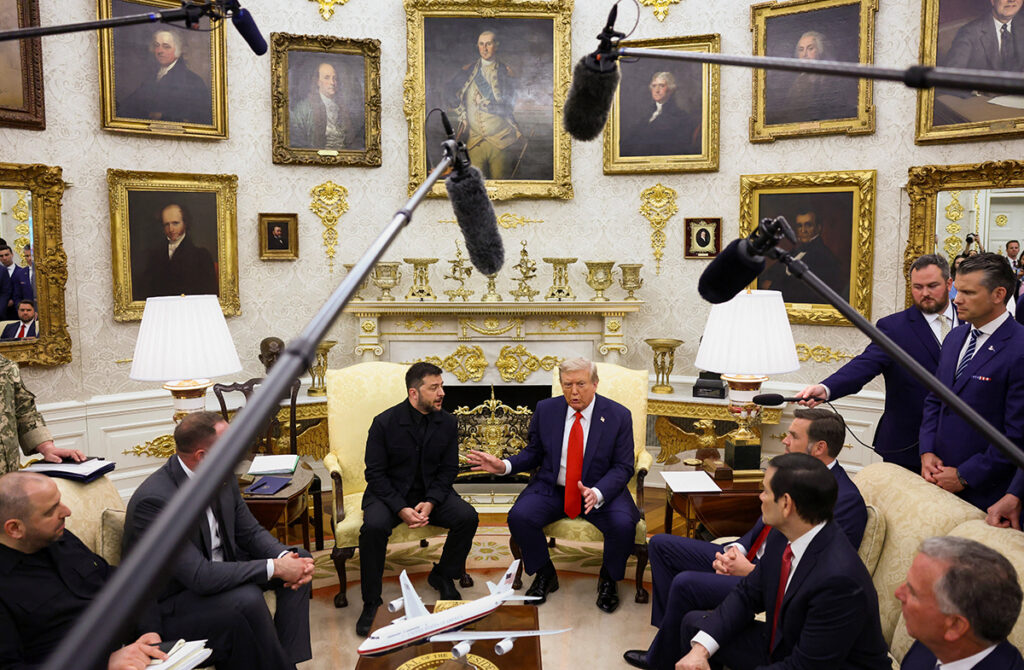 Tổng thống Trump gặp Tổng thống Zelenskyy và các lãnh đạo châu Âu sau thượng đỉnh với ông Putin