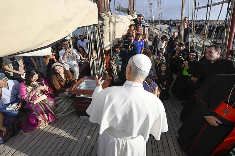 Pope boards sailboat...