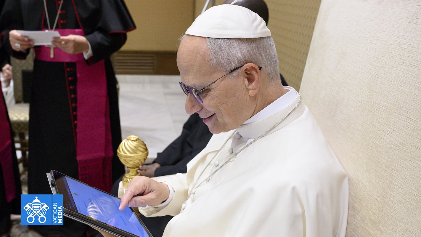 Vatican yearbook goes online