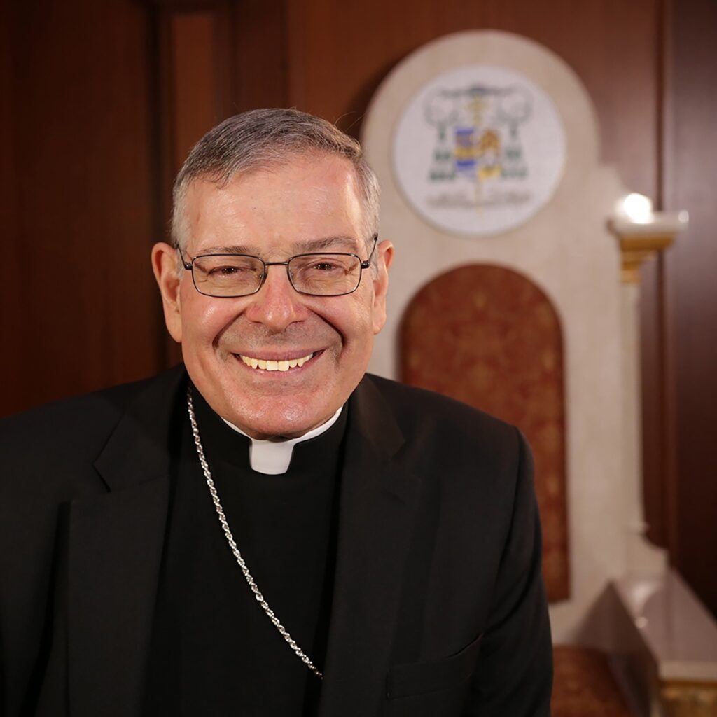 Pope Leo appoints Qu...