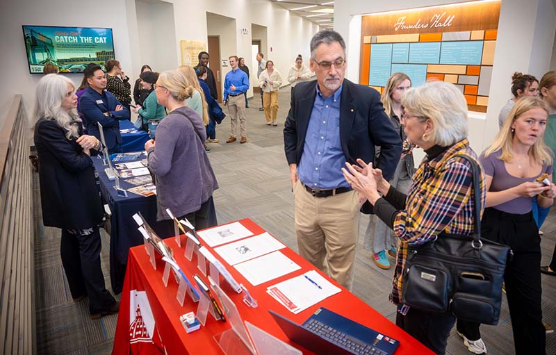 Hundreds attend Cath...