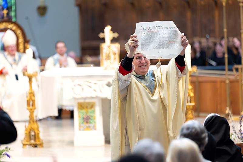 Albany’s new bishop tells faithful to ‘have the courage to proclaim your Messiah to all’