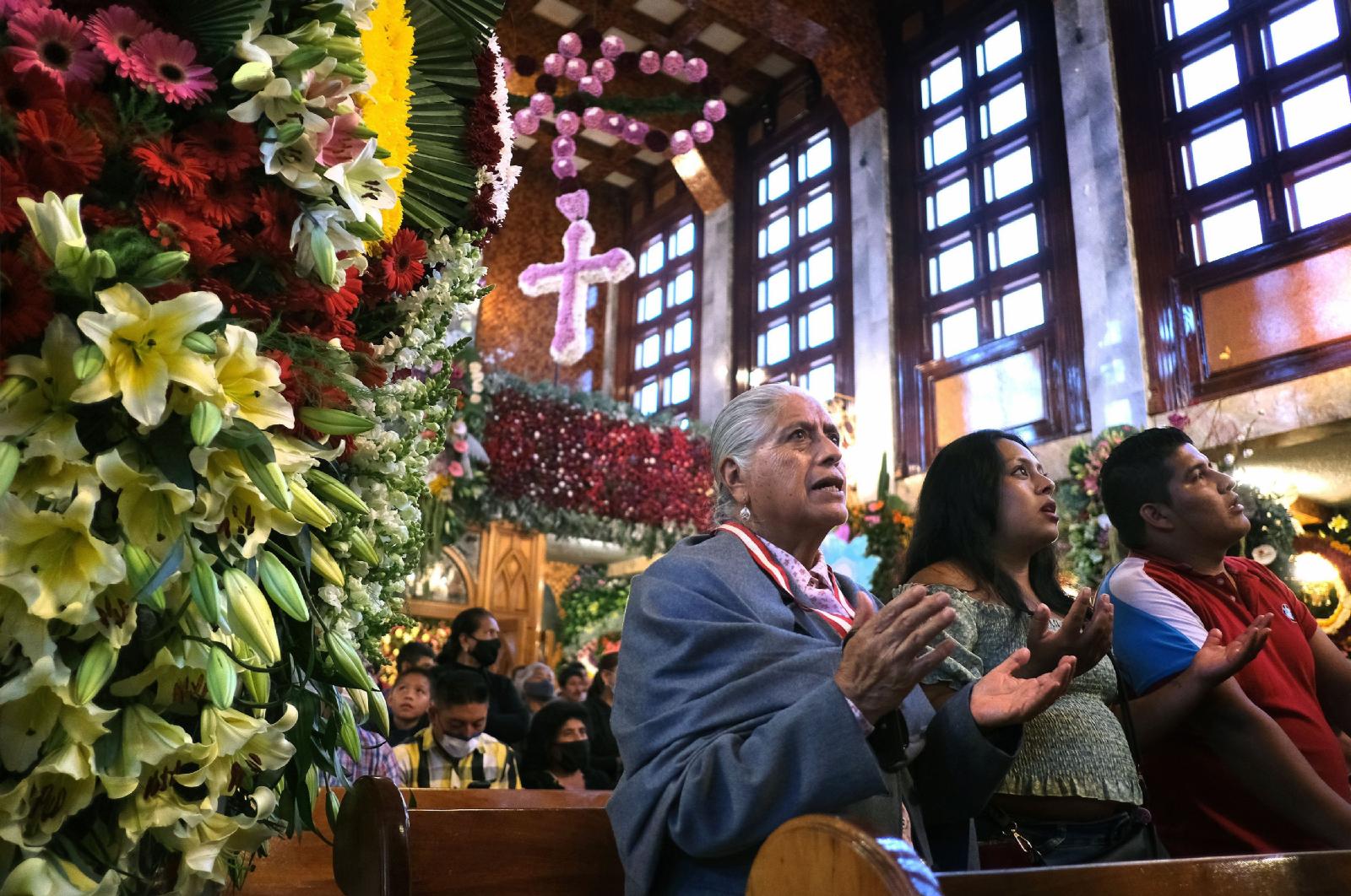 Pew: Catholicism down in Latin America, but belief in God ‘remains high’