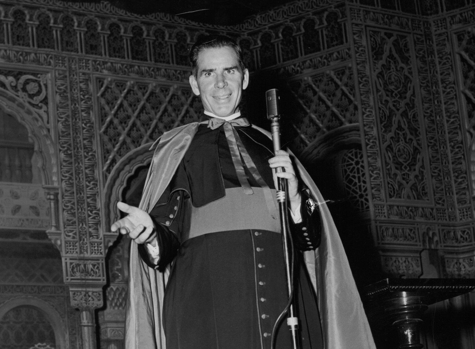 Biographer: Archbishop Sheen challenged US with love that he lived, fed by Eucharist