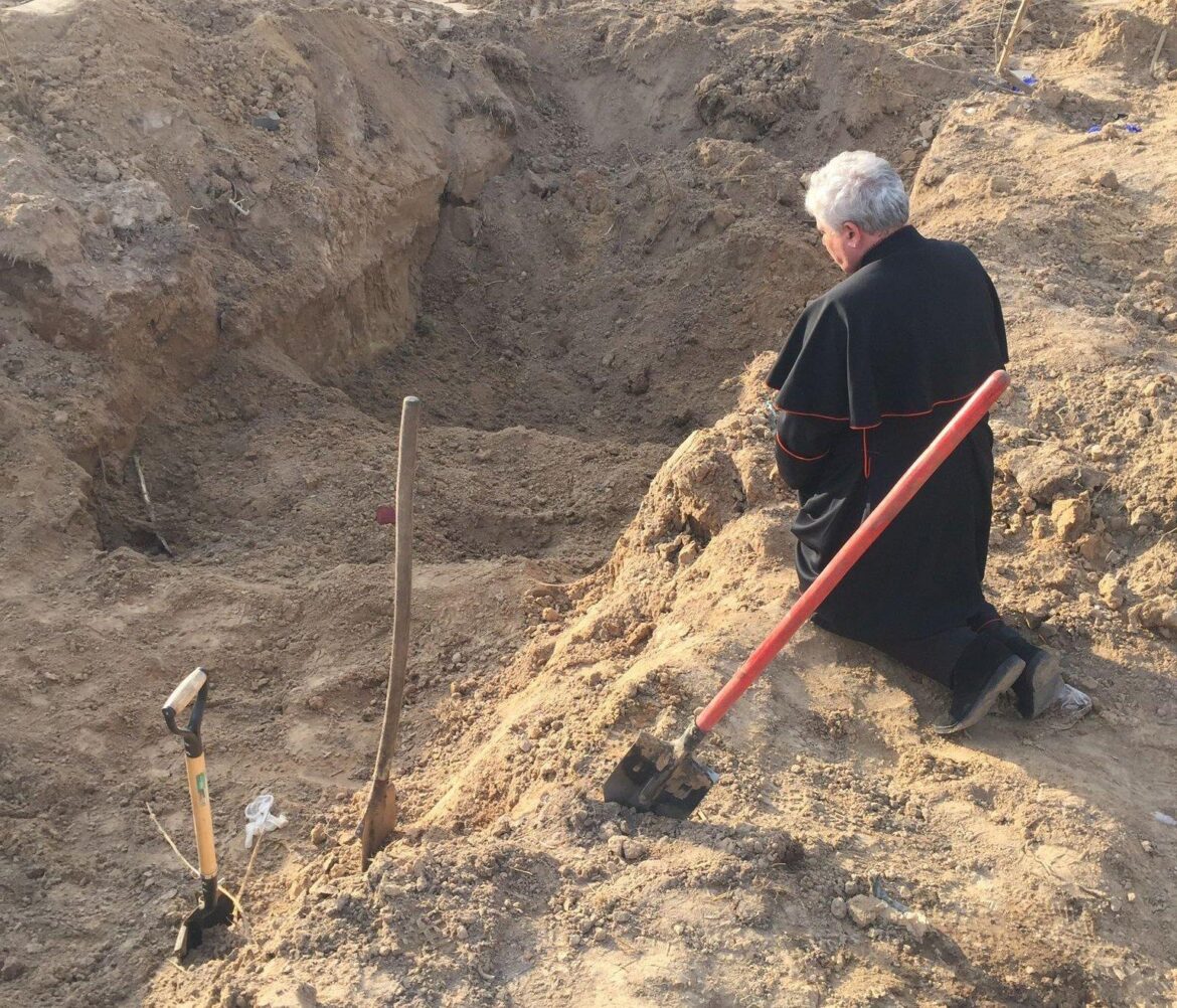 Pope’s Robin Hood wraps almoner’s mission and returns to Polish ...