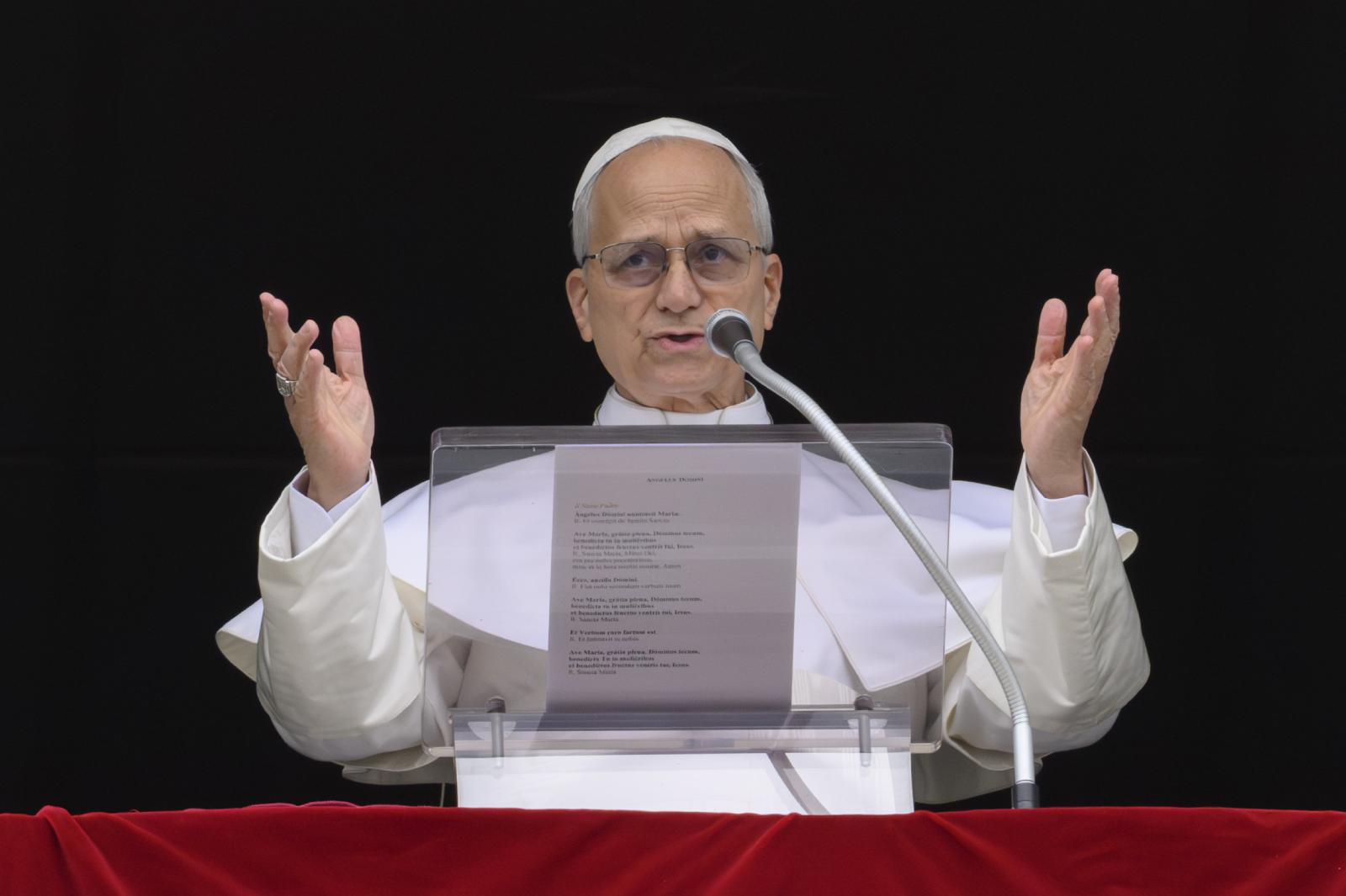 Pope Leo XIV calls for Middle East ceasefire