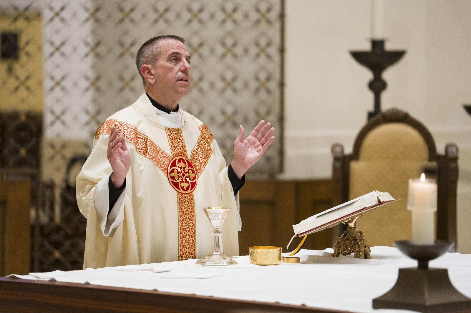 Judge grants injunction for clergy ministry in Minneapolis ICE facility