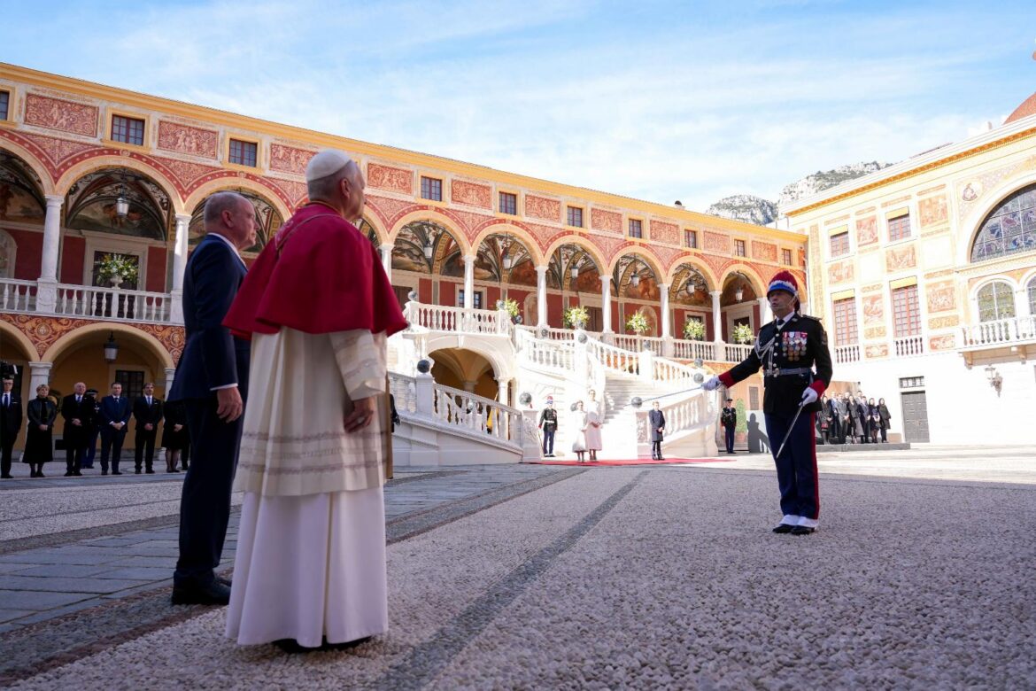 In photos: Pope Leo XIV makes a papal visit to Monaco - OSV News