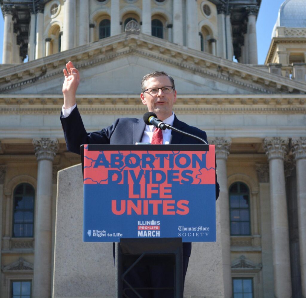 Court hears lawsuit on Illinois law mandating pro-life doctors, centers give abortion referrals