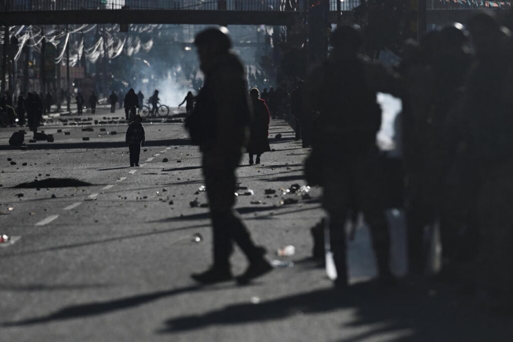 Bolivia’s bishops urge ‘humanitarian pauses’ as protests collapse country