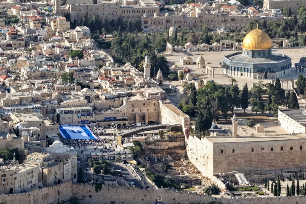 Interfaith peace march in Jerusalem counters rising violence and division