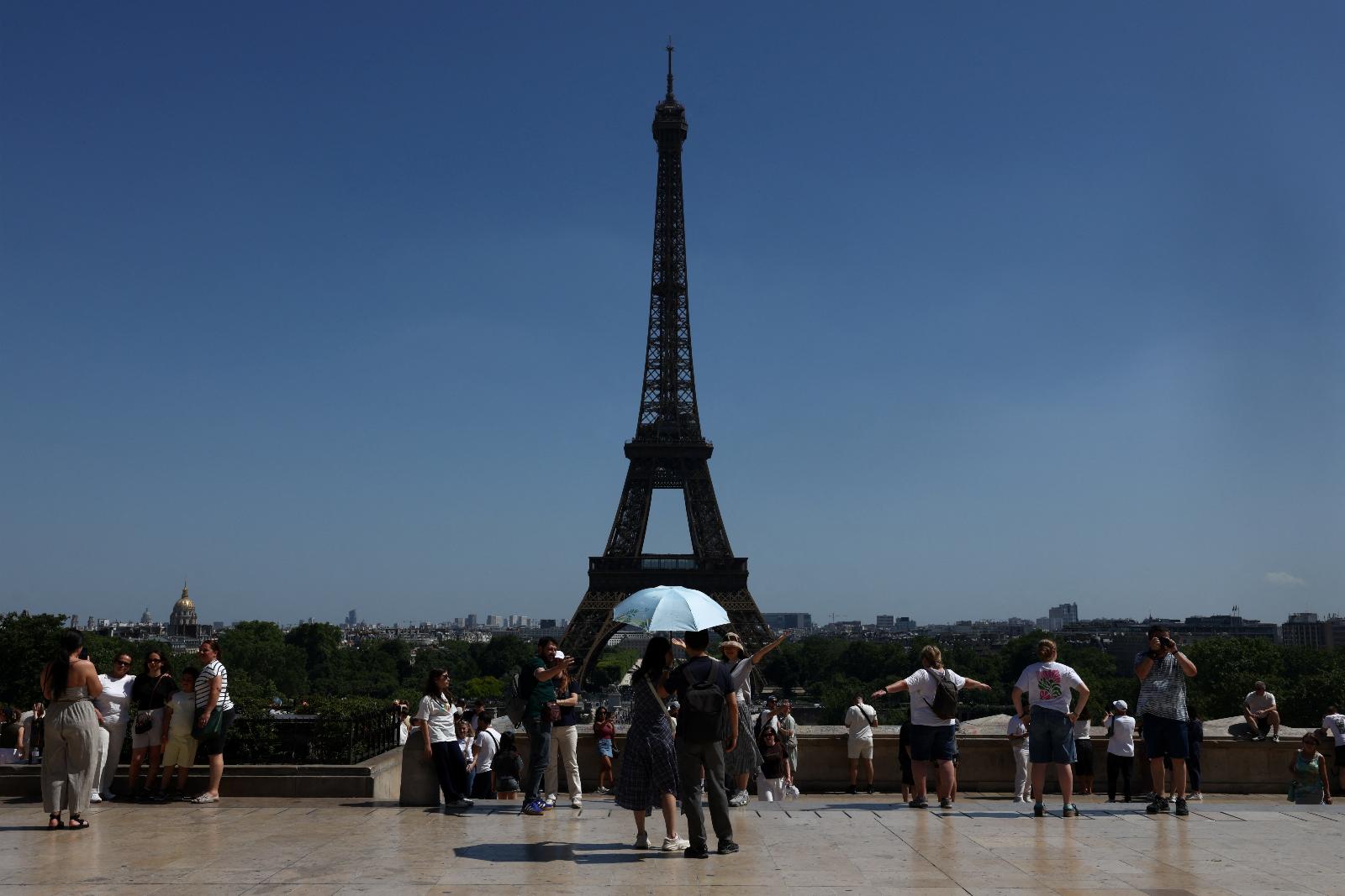 Pope Leo XIV’s France visit takes shape with stops at Notre Dame, Lourdes and Metz