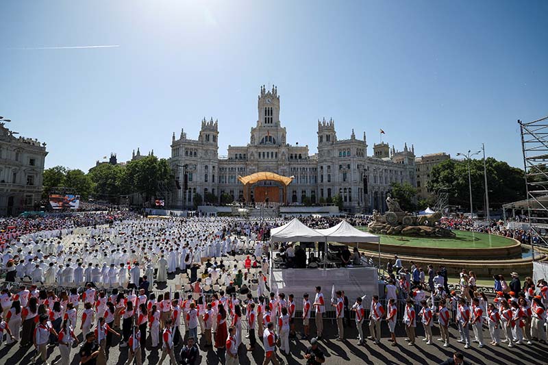 Pope reflects on Spain trip, says migration concerns call for Christians to reread the Gospel