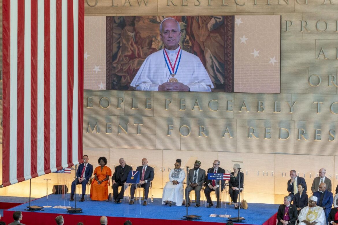Religious, civic leaders applaud Pope Leo’s witness to human dignity at Liberty Medal ceremony