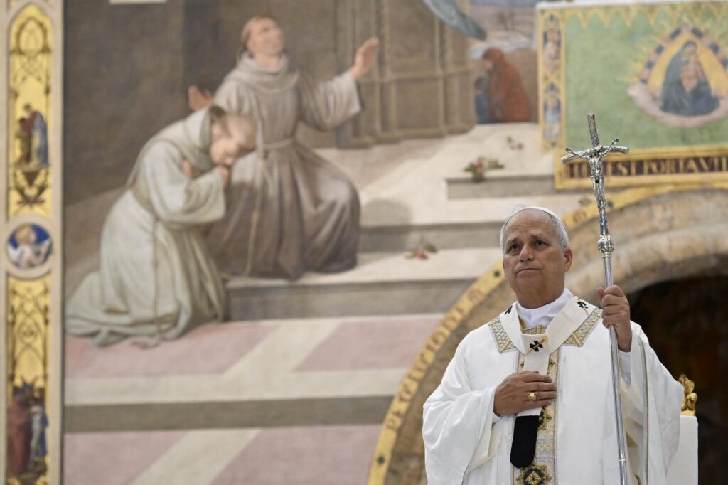 In Assisi, Pope Leo urges young people to become ‘new saints’