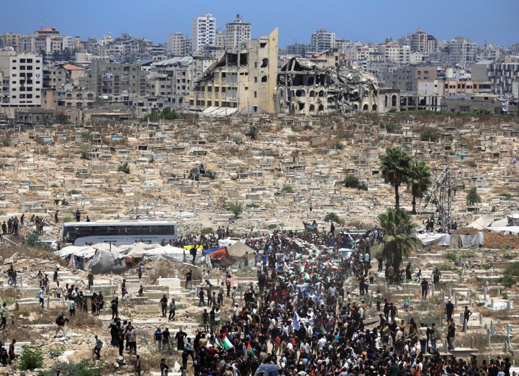 Israeli strikes cast doubt on White House peace plan as Catholic leaders call for prayers
